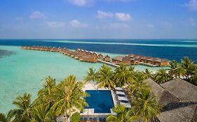 Vilamendhoo Island Resort & Spa